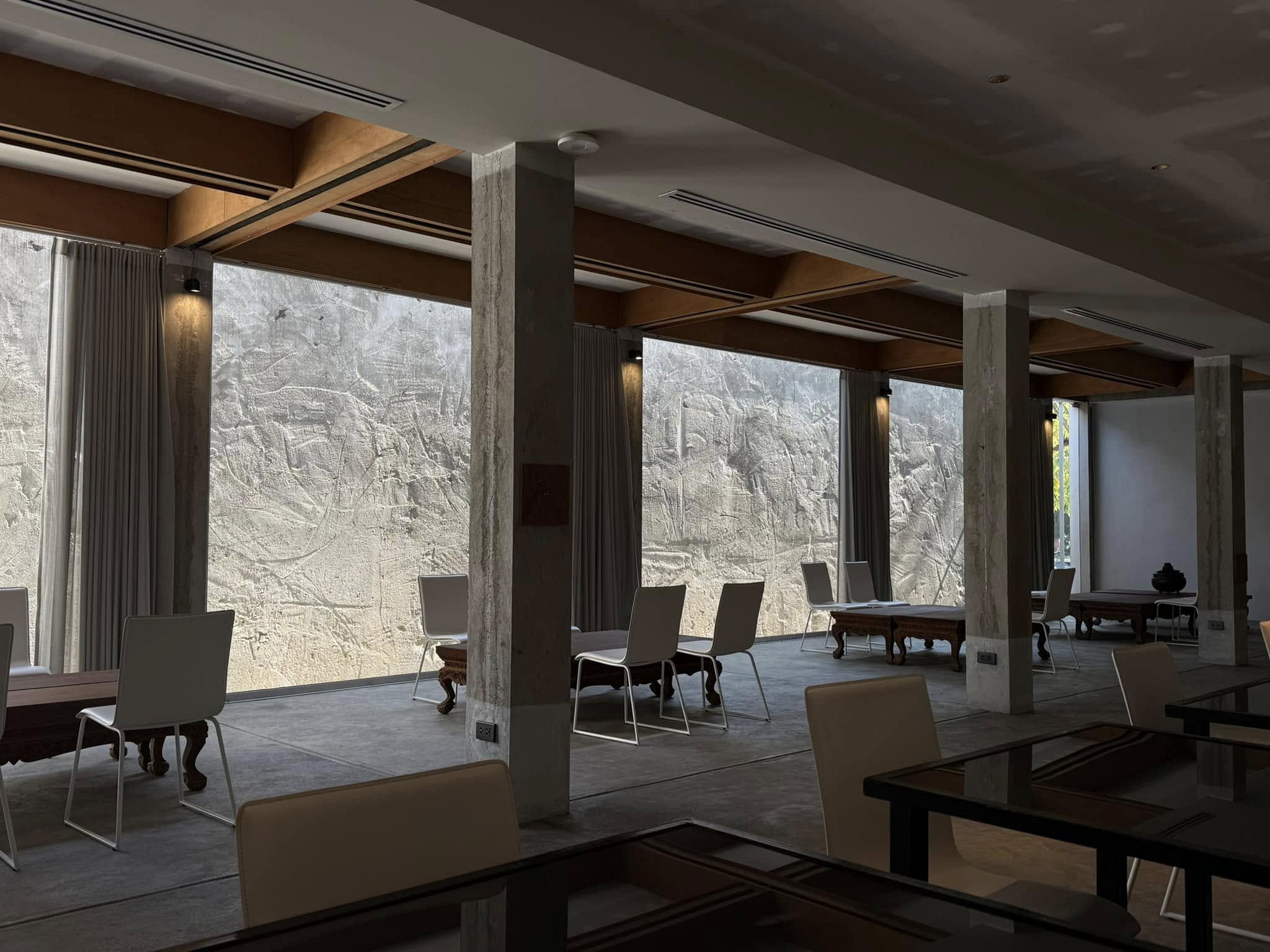 Photo <label>Gallery</label>